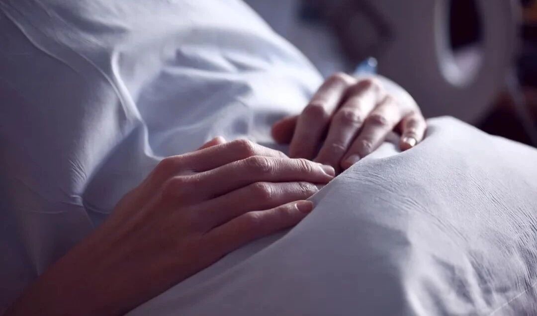 手术恢复好，复查结果正常，放心了！半年后肿瘤复发长到30斤，只因她忽略了两件事